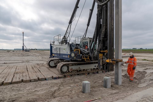 Fors besparen op CO2-uitstoot heipalen